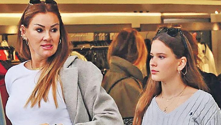Pınar Altuğ: Su oyuncu olmak istiyor, umarı çok canı yanmaz