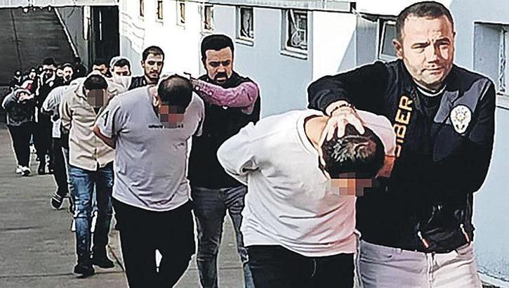 Hem dolandırdı hem de uyardı