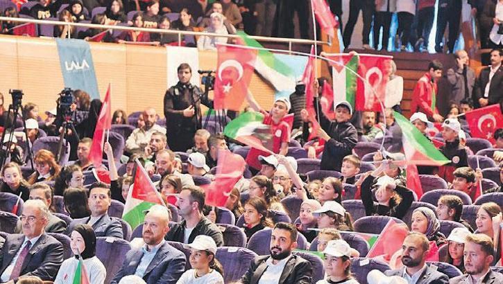 ‘Kitap Kurdu’nda hedef 400 bin genç