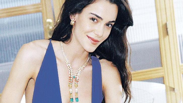 ‘Çocuk da yaparım kariyer de’