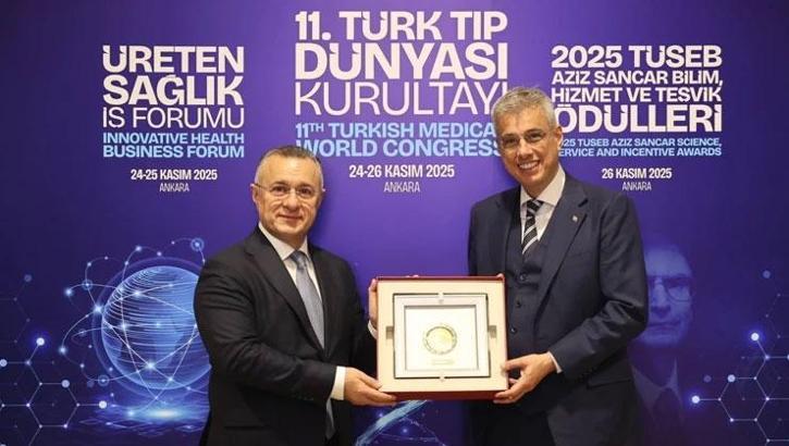 Sağlık Bakanı Memişoğlu, 11. Türk Tıp Dünyası Kurultayı'nda mevkidaşları ile görüştü