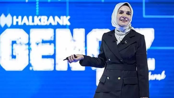 Bakan Göktaş'tan gençlere: Ailenize, milli kimliğinize, inanç köklerinize sıkı sıkı sarılın