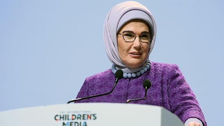 Emine Erdoğan, Dijital Dünyada Çocuk Hakları Sözleşmesi'ni imzaladı