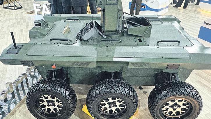 'Akrep' ve 'Hamza-1' görücüye çıktı