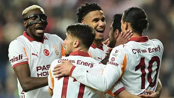 Galatasaray Antalya'da hata yapmadı! Sarı kırmızılı ekip maçtan galip ayrıldı
