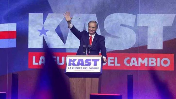 Şili'de, Jose Antonio Kast devlet başkanlığı seçimini kazandı