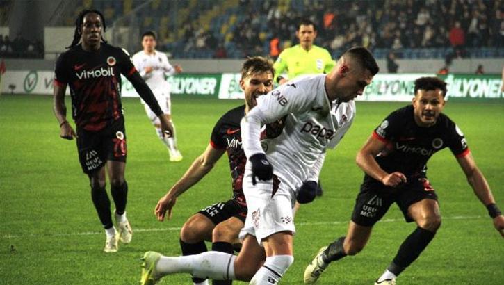 7 gollü maçta kazanan Gençlerbirliği oldu! Gençlerbirliği 4-3 Trabzonspor -  Spor Haberleri