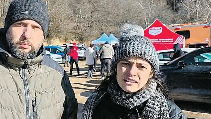 Sevgili serbest aile isyanda