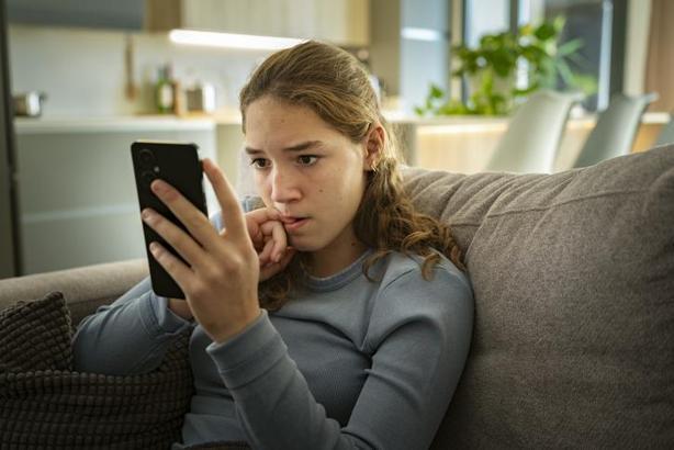 Sosyal medya kullanımı zekayı ve ruh sağlığını nasıl etkiliyor?