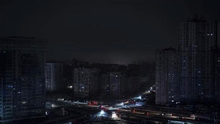 Rusya'dan Ukrayna'ya gece saldırısı! Ülke genelinde elektrikler kesildi