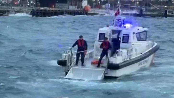 İstanbul'da feci olay! Yüzmek için denize giren adam boğularak hayatını kaybetti