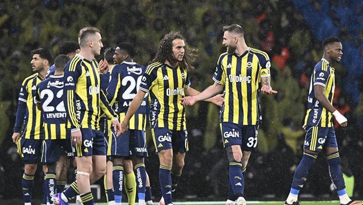 Kanarya Aslan'ı yıktı! Süper Kupa Fenerbahçe'nin