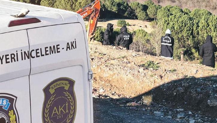 Gömüldüğü yeri ziyaret ediyormuş