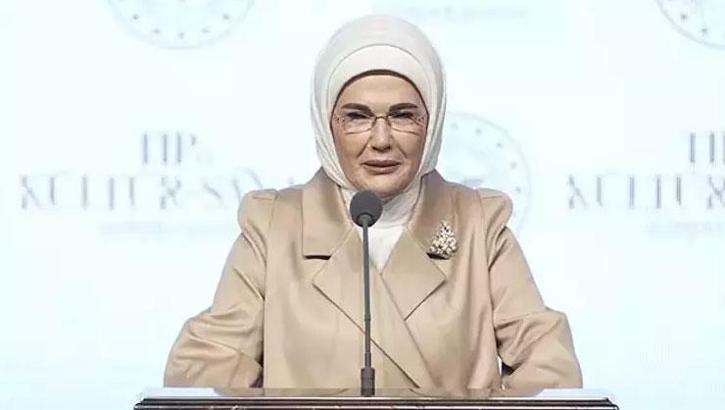 Emine Erdoğan: Hekimlik, hikmet kozasından doğmuş bir bilgelik mesleğidir