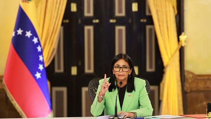 Venezuela'dan ABD'ye petrol resti! Her dolar sağlık sistemine kullanılacak