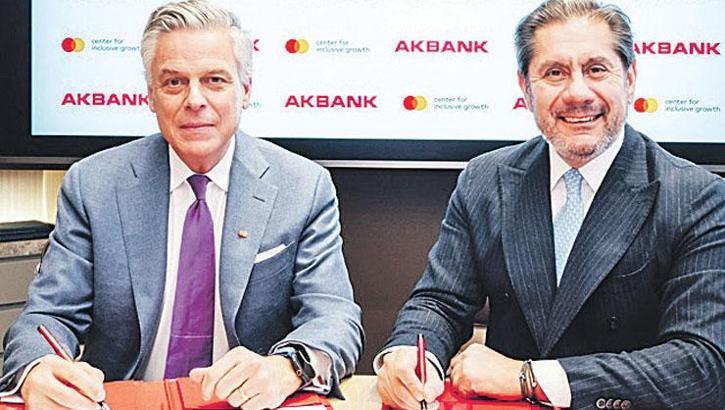 Dünya devlerinden kadın KOBİ'lere destek