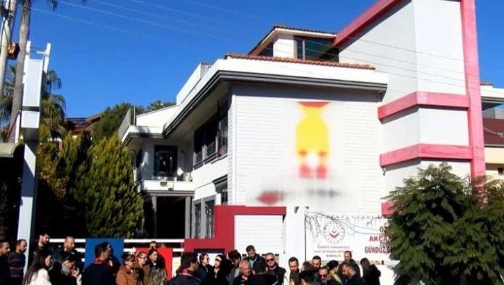 Karne almaya gelen veliler gözlerine inanamadı! 'Öğretmen ve öğrenciler ağlıyordu'