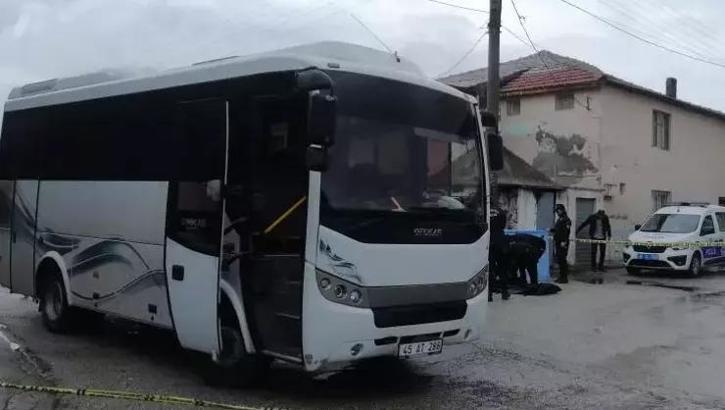 Manisa'da kadın cinayeti! 7 çocuk annesi sokak ortasında öldürüldü