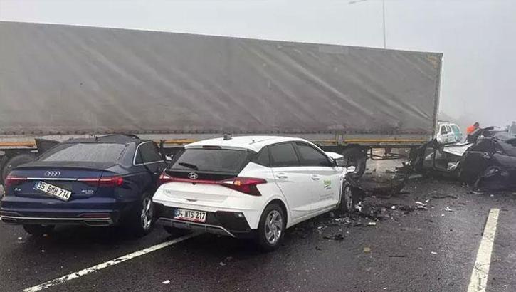 Otoyol savaş alanına döndü! Gaziantep'te zincirleme kaza: Ölü ve yaralılar var - Gündem Haberleri