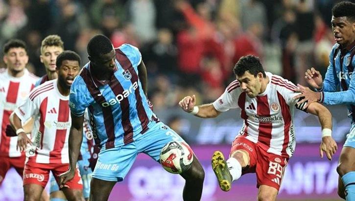 Trabzonspor'a Antalyaspor engeli! Puanlar paylaşıldı