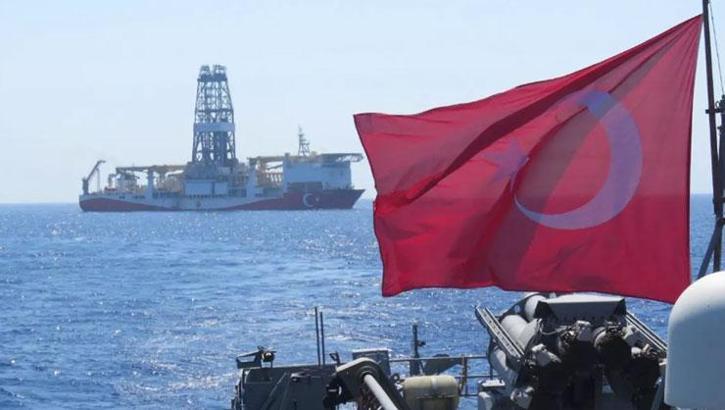Türk NAVTEX'i Atina'yı gerdi! İki seyir duyurusu tedirgin etti