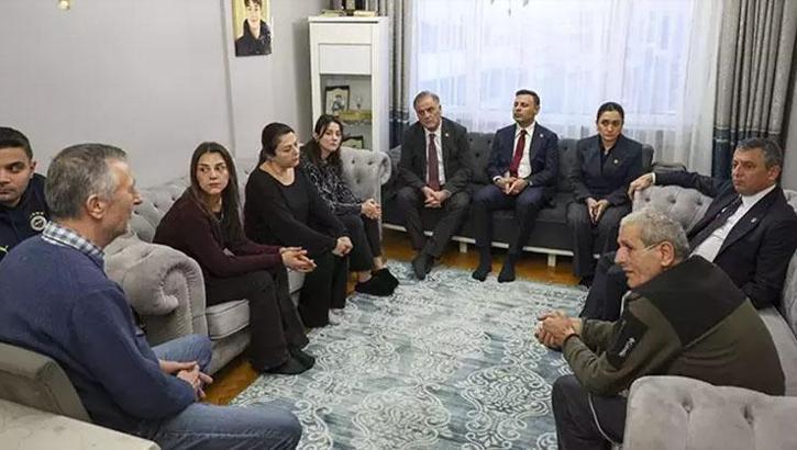 CHP Genel Başkanı Özel'den Atlas Çağlayan'ın ailesine taziye ziyareti