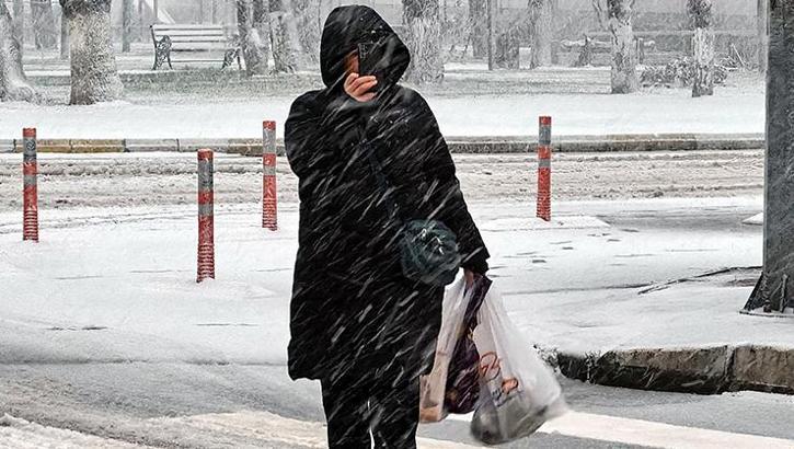 Trakya kara teslim! Edirne, Tekirdağ ve Kırklareli'nin bazı ilçelerinde eğitime ara verildi