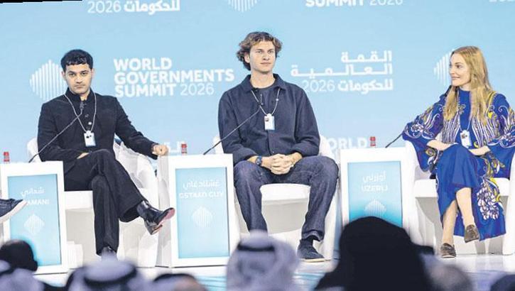 Dünya liderleri Meryem ile sahnede