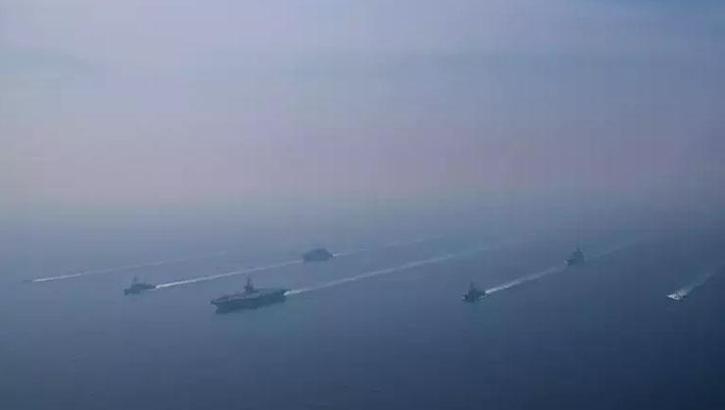 İran ile görüşme sonrası güç gösterisi! ABD'nin dev filosu Umman'da