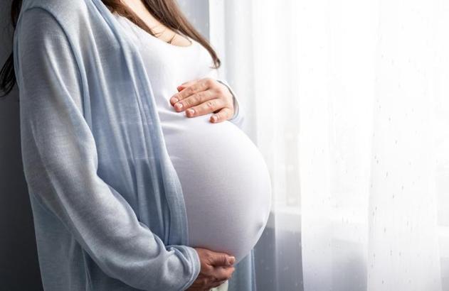 Gebelikte sigara kullanımıyla ilgili korkutan uyarı: Bebeğin gelişimini sadece yavaşlatmıyor, doğrudan durdurabiliyor