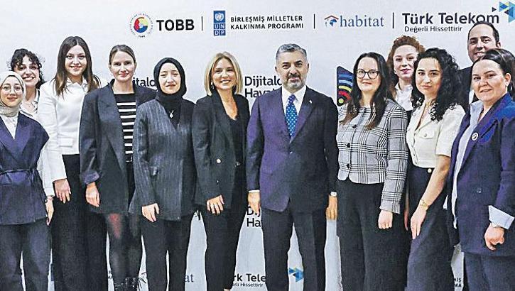 50 bin kadına teknoloji eli