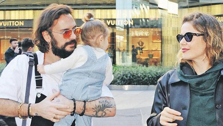 Burcu Biricik’ten aile pozu! 'Prensesimizle gezmeye geldik'