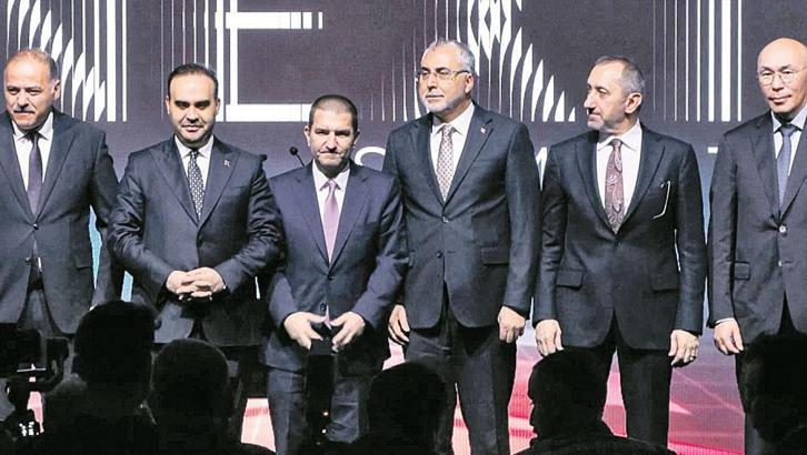 Teknolojinin kaptan köşküne oturan kazanıyor