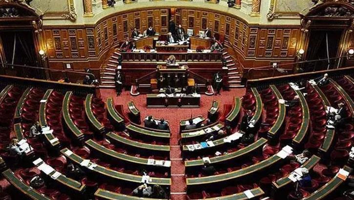 Fransa'da hükümet harekete geçti! 'Siyonizm karşıtlığı cezalandırılacak'