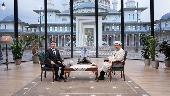 Diyanet İşleri Başkanı 'Bir Ramazan Akşamı' programında soruları yanıtladı