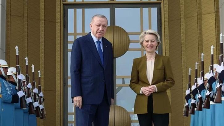 Cumhurbaşkanı Erdoğan: Barış sürecine her türlü desteği sağlamaya hazırız
