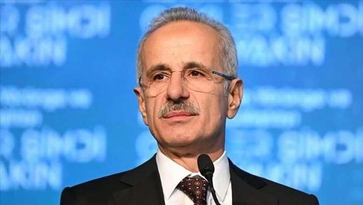 Bakan Uraloğlu’ndan ‘Süper Hızlı Tren’ müjdesi; Ankara-İstanbul arası 80 dakikaya düşüyor