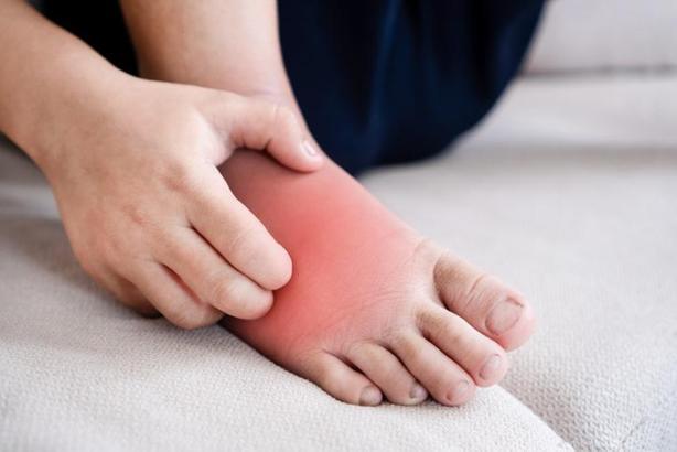 Yürüyünce artan bacak ağrısına dikkat!