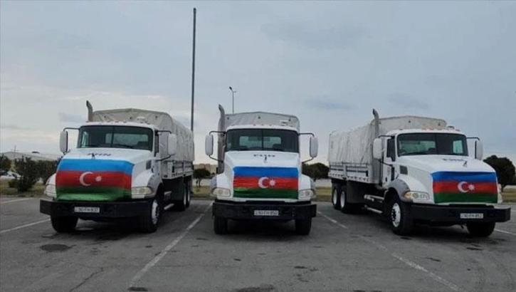 Savaşın ortasında 'dostluk eli': Azerbaycan, İran'a tonlarca insani yardım gönderdi