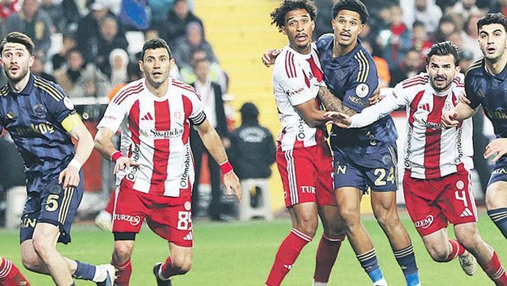 Fener’de hava harekatı