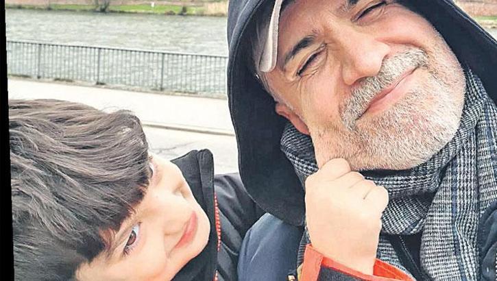 Özcan Deniz ve Kuzey'den bayram selfiesi! Baba-oğulun mutluluğu