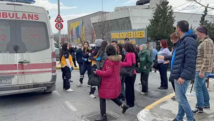 Beylikdüzü’nde fen lisesinin laboratuvarında patlama: 4 öğrenci yaralandı