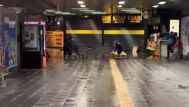 Mecidiyeköy metro alt geçidini su bastı