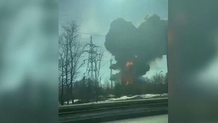 Rusya'nın en büyük petrokimya tesisinde yangın! 2 ölü, 72 yaralı