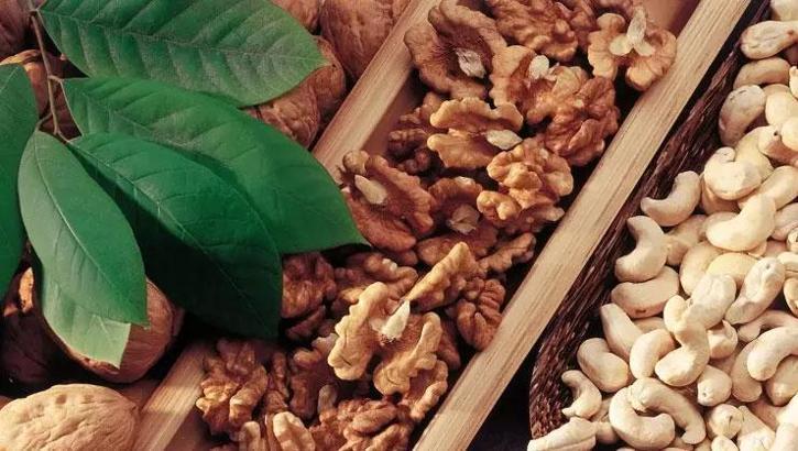 Saymakla bitmez ama dikkat: Çiğ kuruyemişlerin faydaları