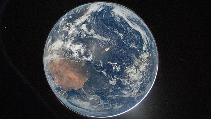 NASA'dan 54 yıl arayla ‘Dünya’ paylaşımı