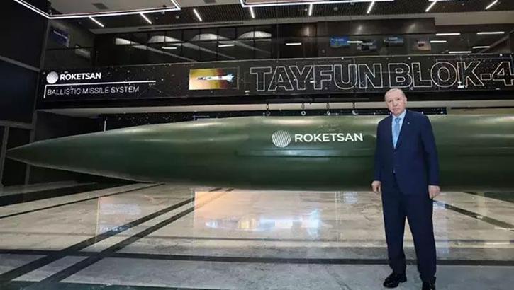 Cumhurbaşkanı Erdoğan'dan Tayfun Blok-4 füzesini imza