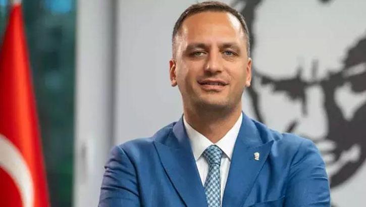 Bornova Belediye Başkanı Ömer Eşki dahil 4 kişi gözaltına alındı