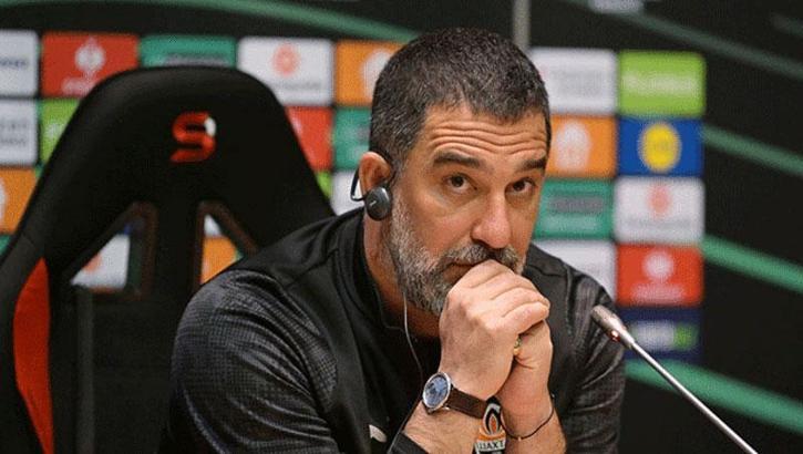 Arda Turan'ın çalıştırdığı Shakhtar Donetsk, UEFA Konferans Ligi yarı finali için avantajı kaptı