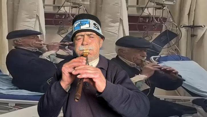 'Acımı hafifletiyor' dedi, kolunda serumla mey çaldı! Acil serviste ilginç görüntü